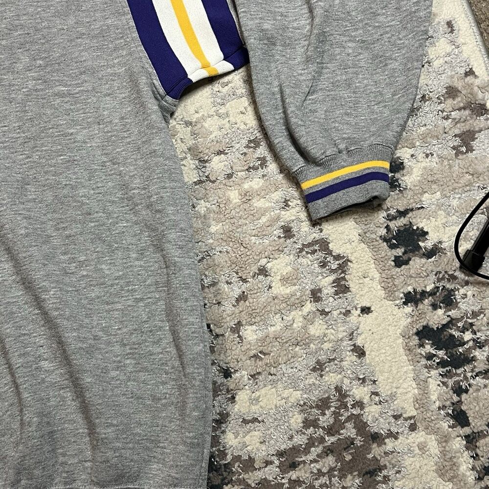 Vintage NFL Minnesota Vikings V Neck Sweatshirt Mens 2XL Gray Striped Sleeves - Picture 2 of 12